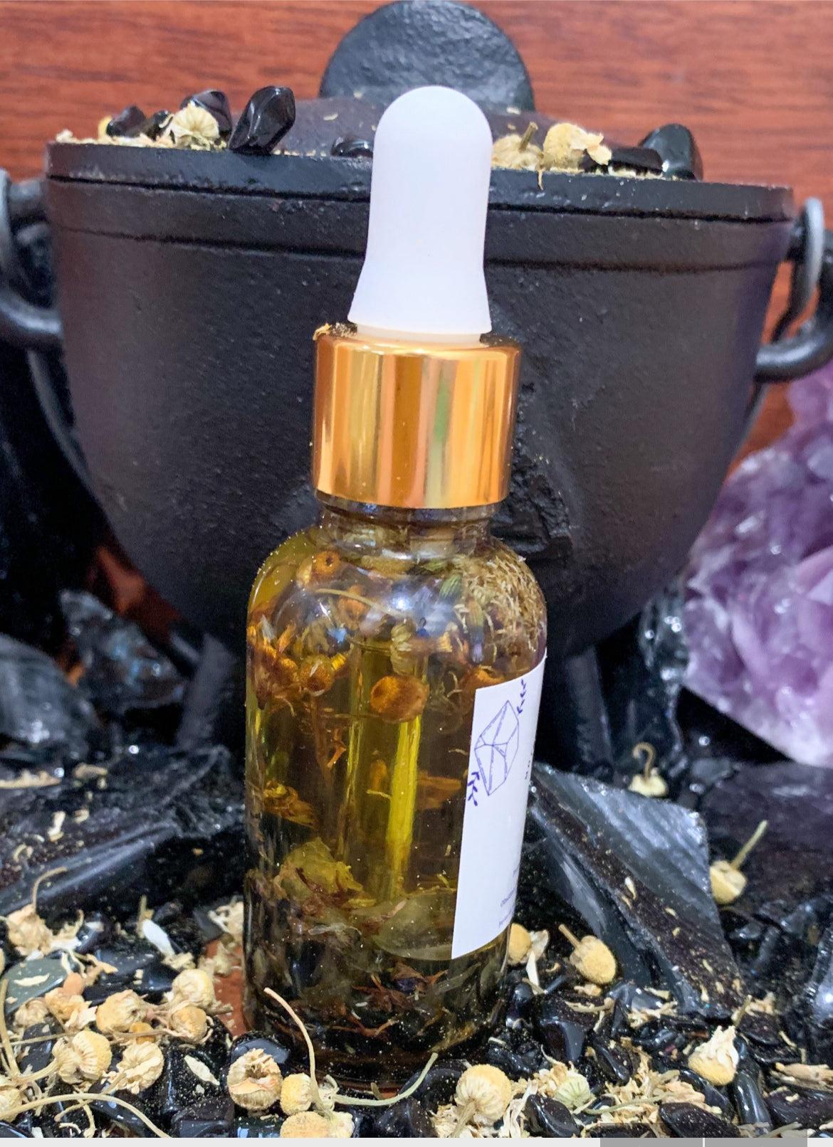 Empath protecting & grounding oil.