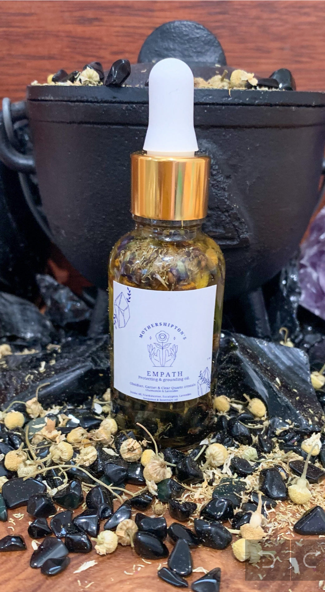 Empath protecting & grounding oil.