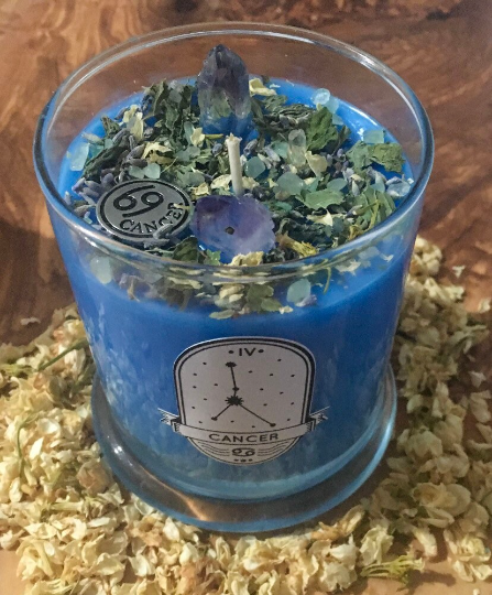 Cancer zodiac candle. Amethyst, Aquamarine & Clear Quartz.